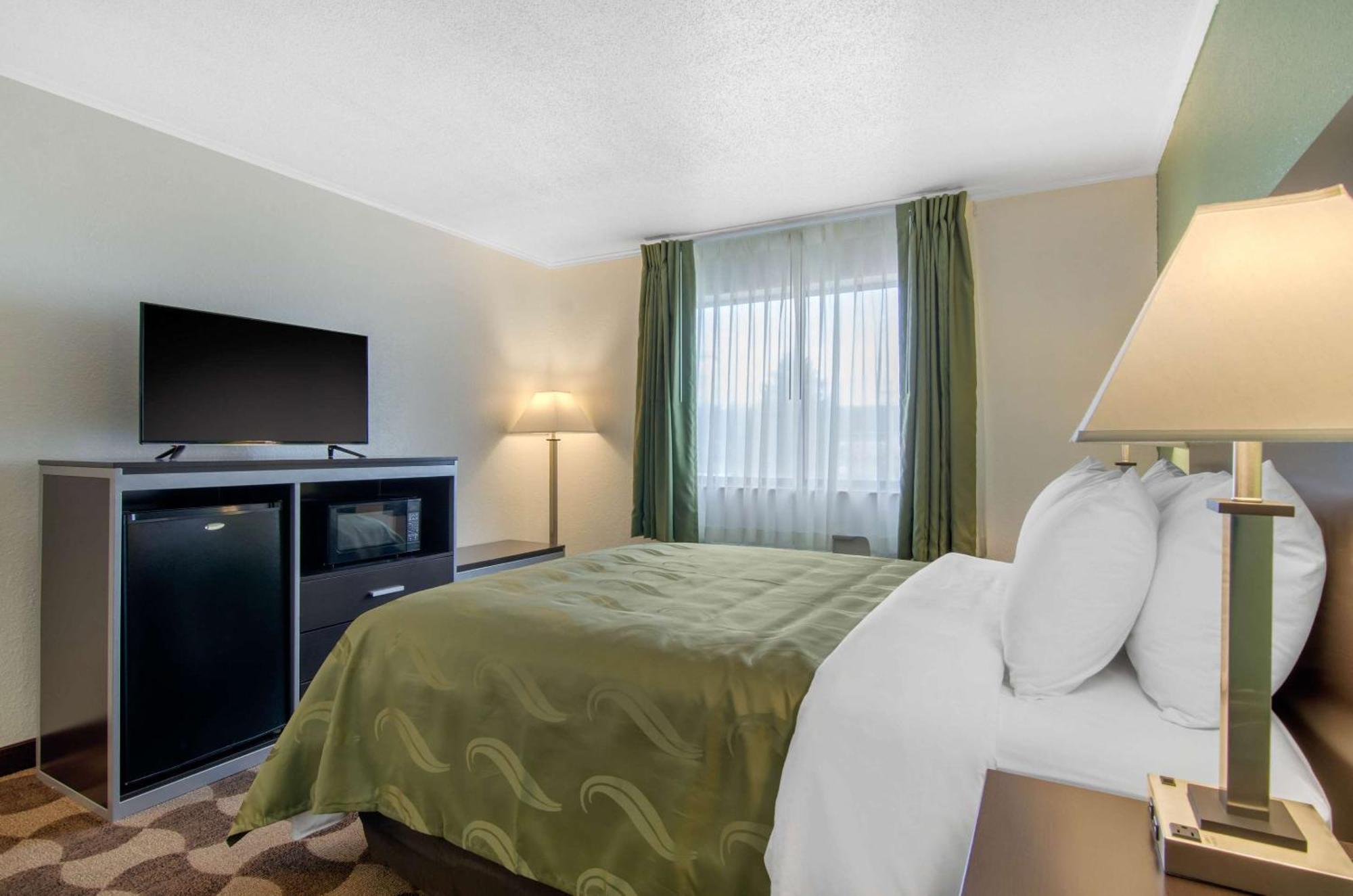 Quality Inn Russell Eksteriør bilde