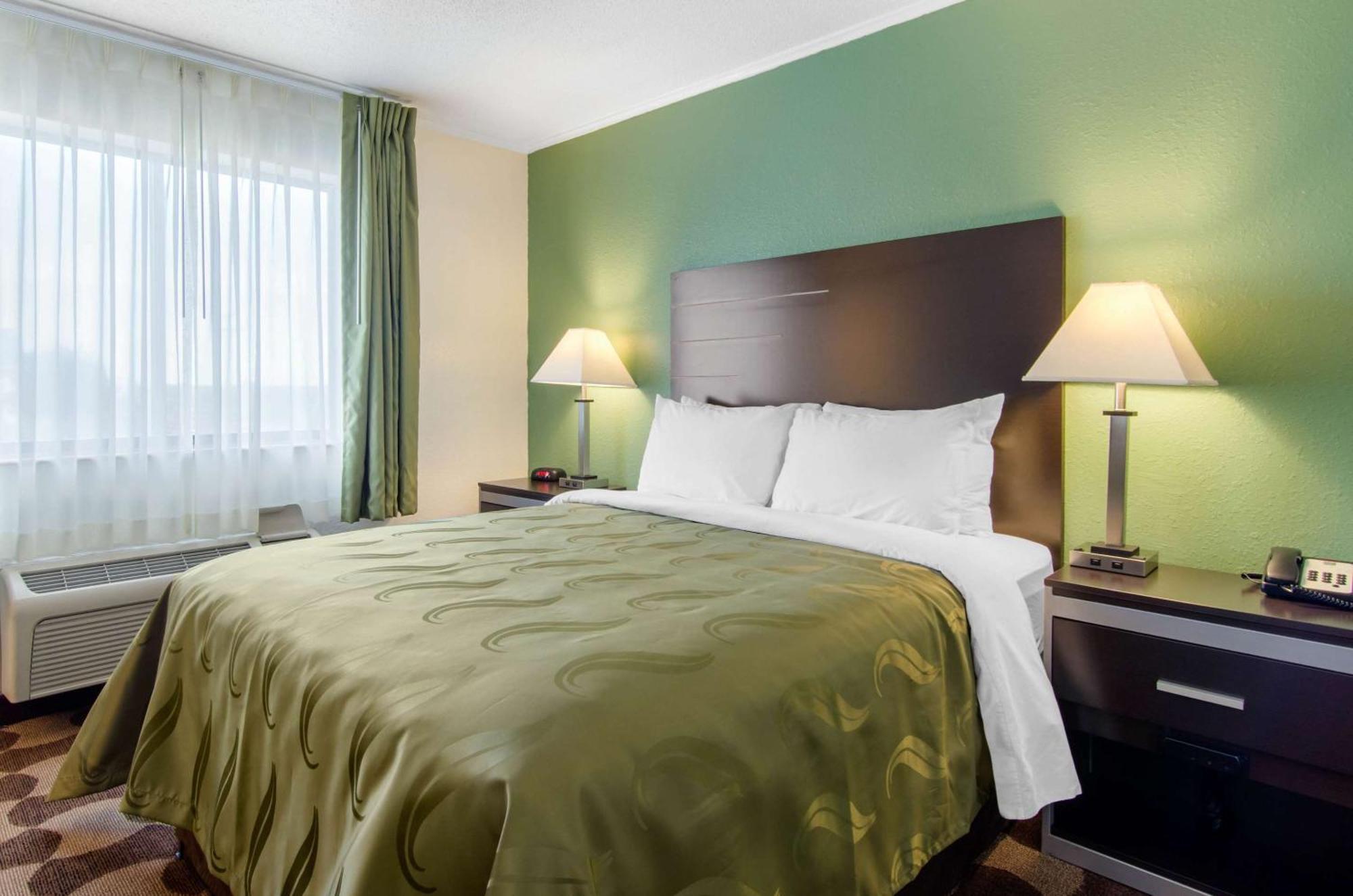 Quality Inn Russell Eksteriør bilde