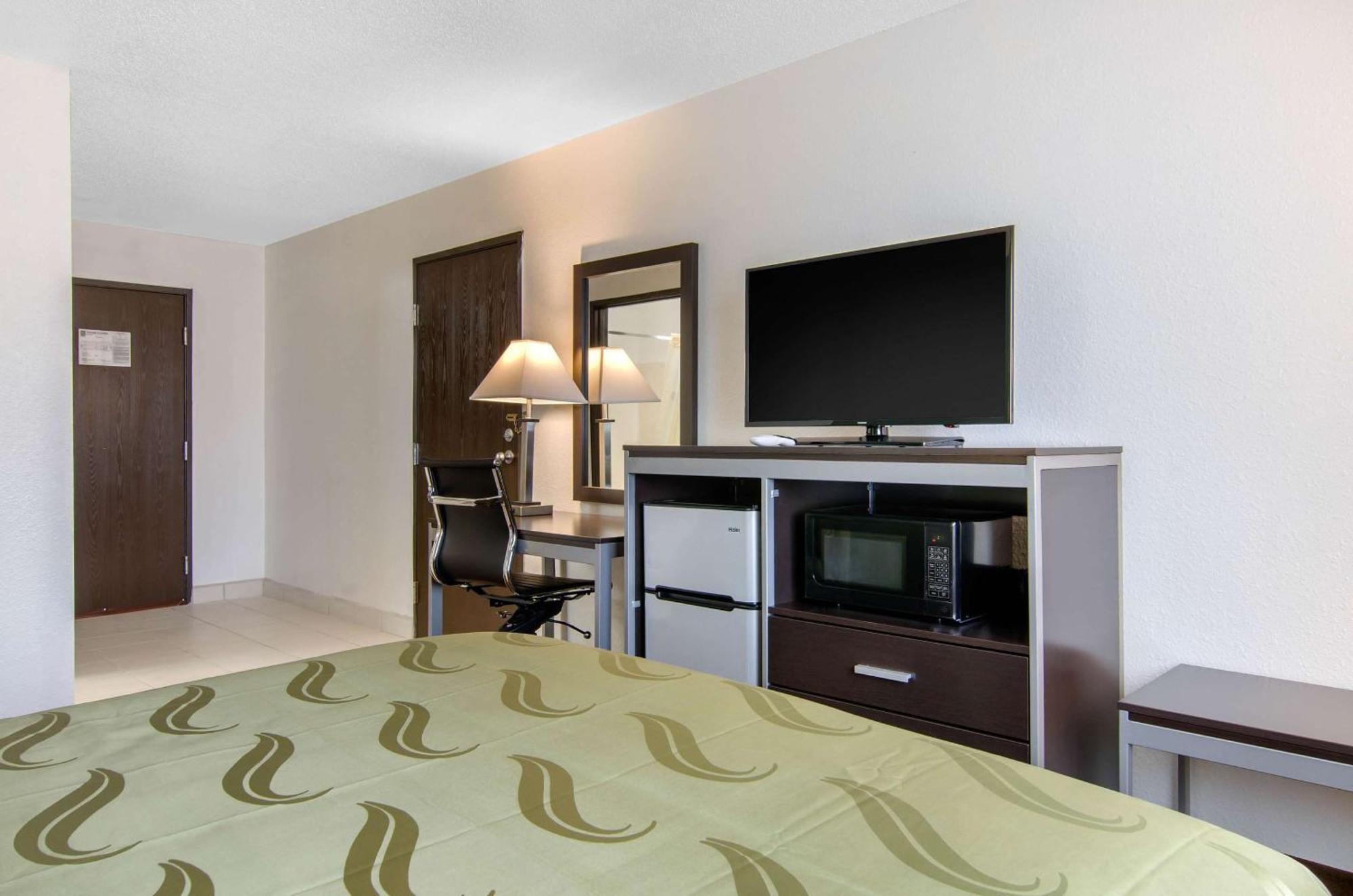 Quality Inn Russell Eksteriør bilde