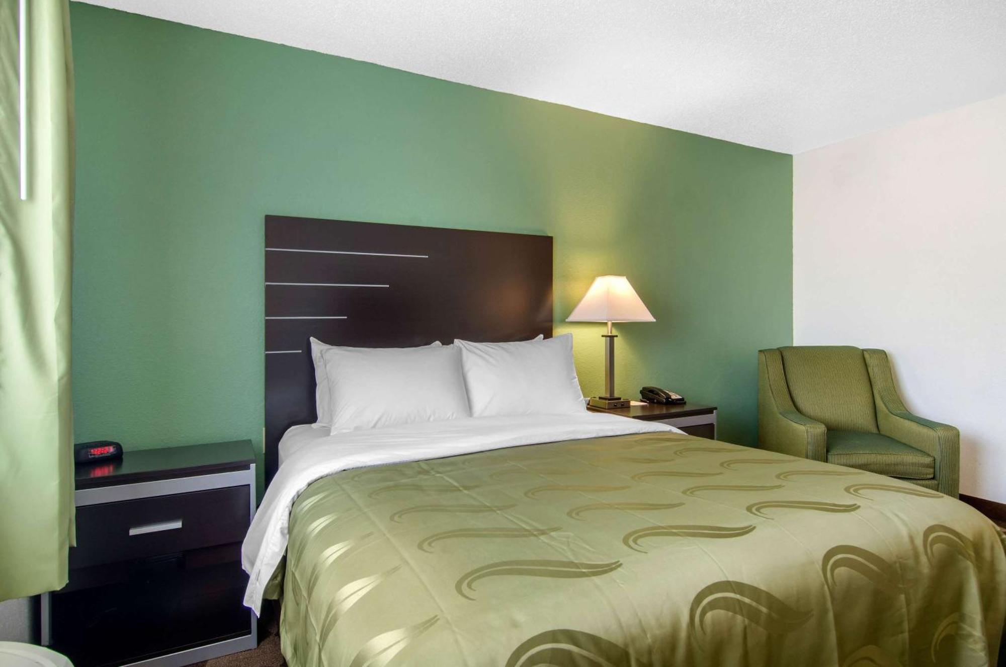 Quality Inn Russell Eksteriør bilde